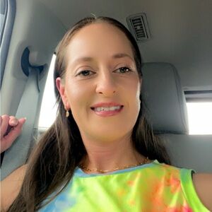 Meet your Posher, Felicita